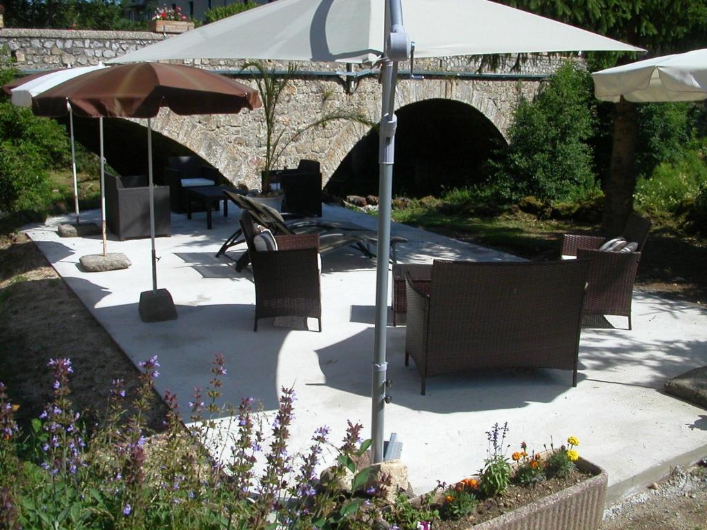 Logis Restaurant Les Cevennes Saint-Cirgues-en-Montagne